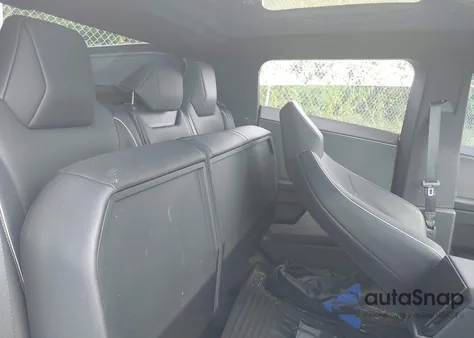 2024 Tesla Cybertruck from USA, damaged, VIN 7G2CEHED3RA023032